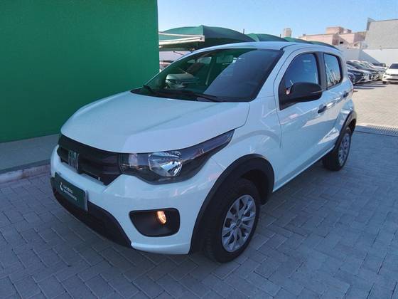 FIAT MOBI 1.0 EVO FLEX LIKE. MANUAL FIAT MOBI 1.0 EVO FLEX LIKE. MANUAL
